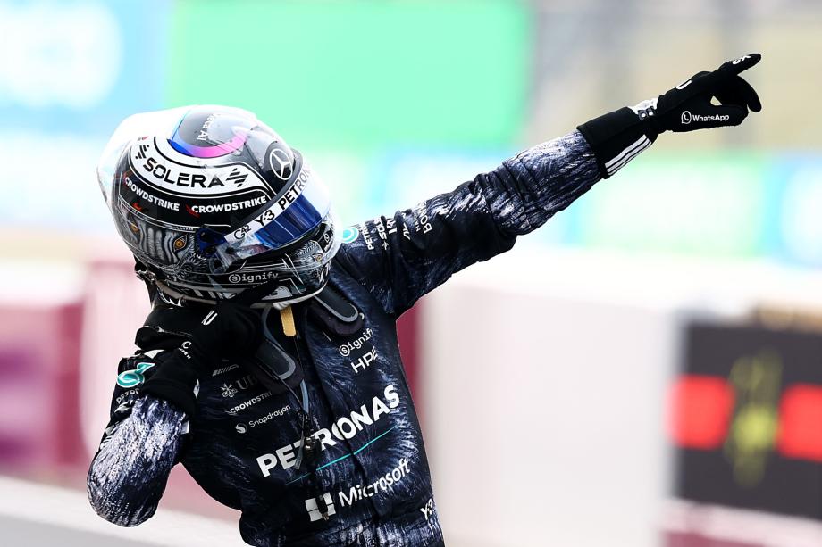 F1日本站：安东内利“背靠背”夺冠 皮亚斯特里第二